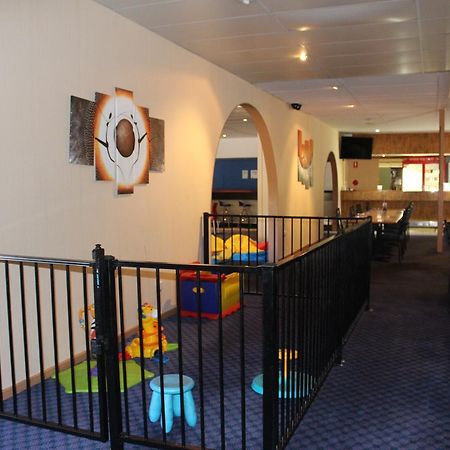 Tom Price Hotel Motel Kültér fotó