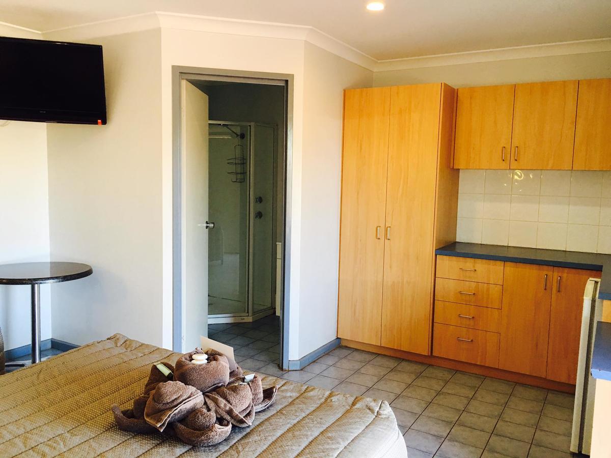 Tom Price Hotel Motel Kültér fotó