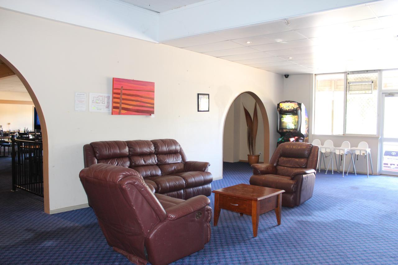 Tom Price Hotel Motel Kültér fotó